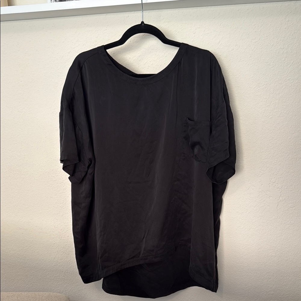 Lunya Black Silk Pajama Set - Top and Shorts L/XL